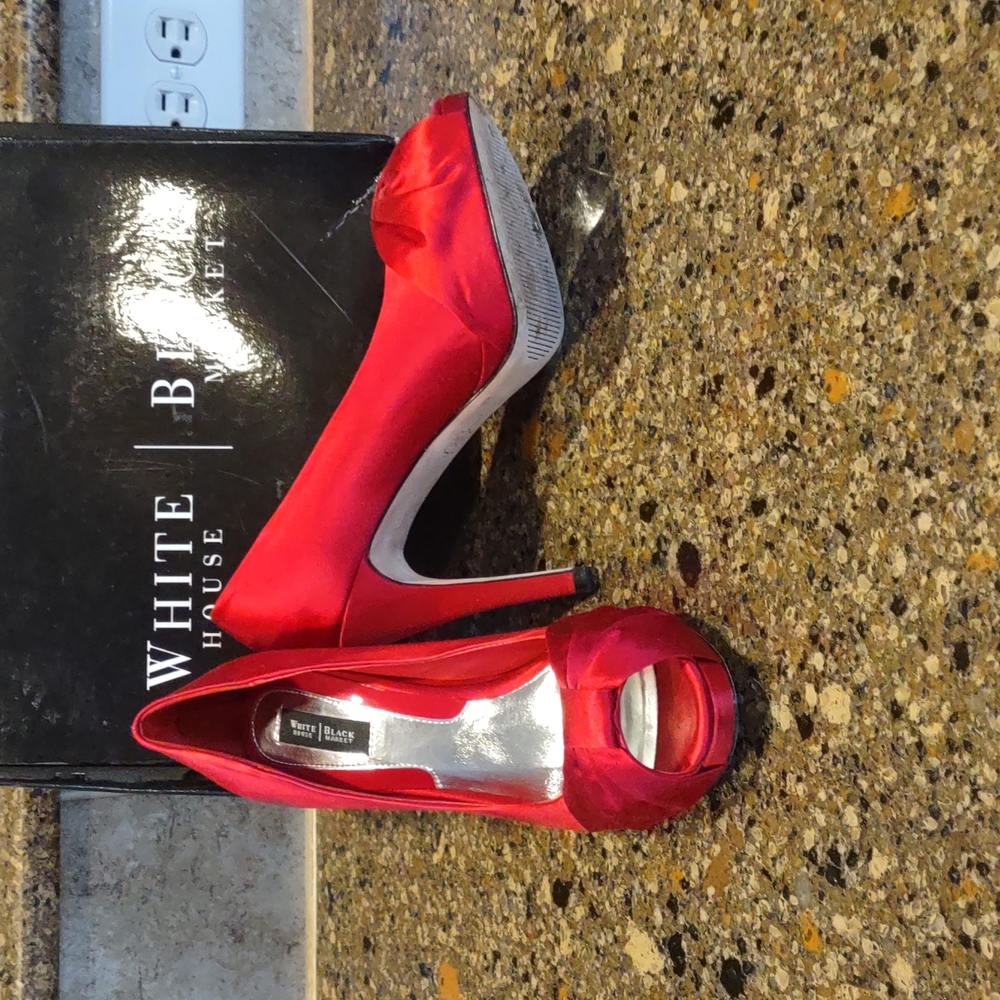 Women's shoes